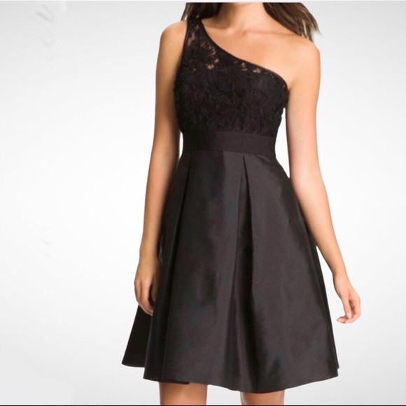 Monique Lhuillier One Shoulder Fit & Flare Cocktail Dress Black Size 10 - Picture 1 of 14